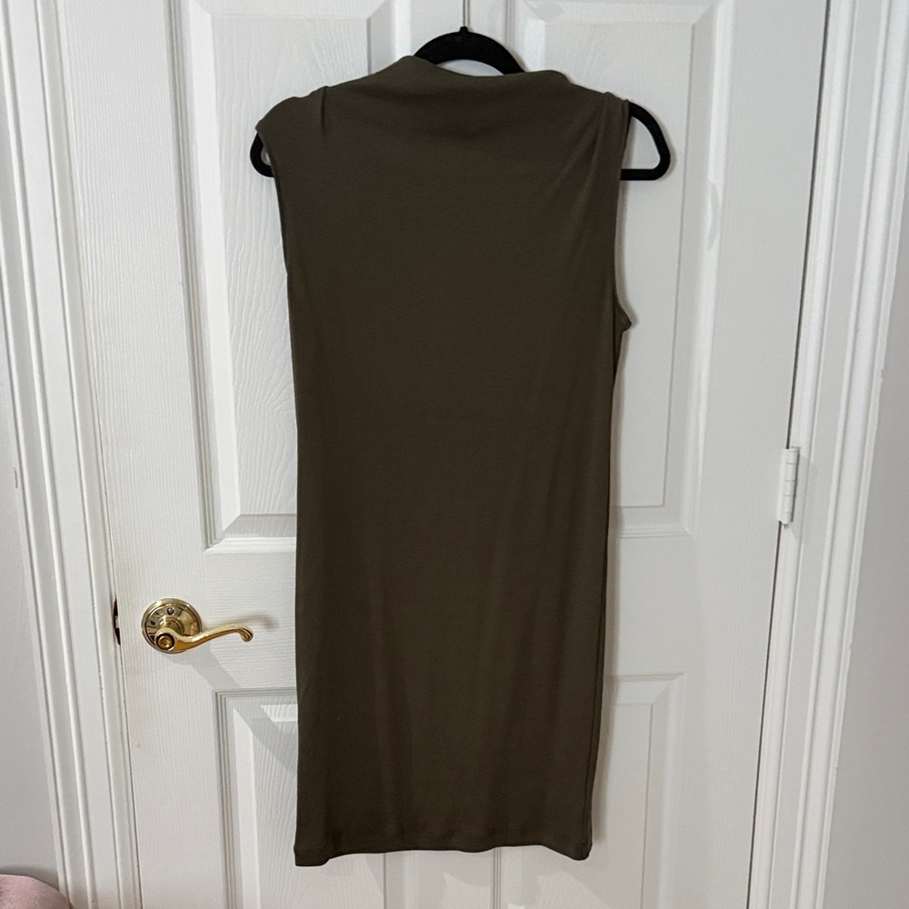 Sleeveless Olive Green Midi Dress with mic neck old navy medium